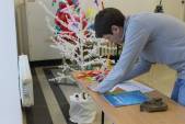 В ЕГУ состоялся фестиваль арт-объектов «Новогодний сувенир»