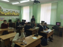 10 апреля 2018 г. в МБОУ «СШ №24 г. Ельца» в рамках профориентационной работы проходила встреча с выпускниками 9-11 классов